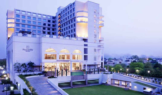 FacadePiccadilyHotelDelhi